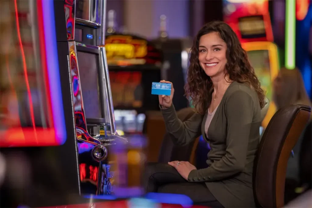 imgi_3_CasinoSlotsCardholder.jpg imgi 3 CasinoSlotsCardholder.jpg